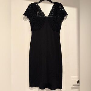St John Evening Black Santana Knit Dress Crochet Short Sleeve Dress Womens sz 4